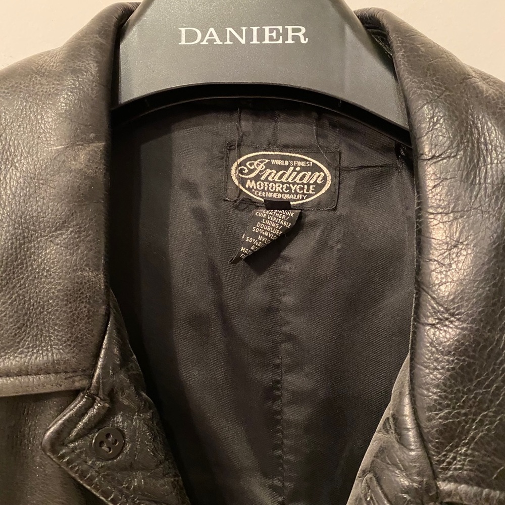 Leather jacket - Picture 2 of 2